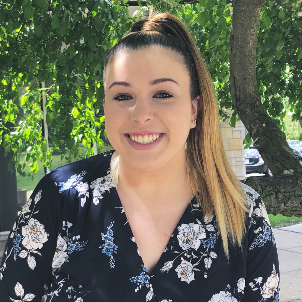 Meet your Posher, Hope